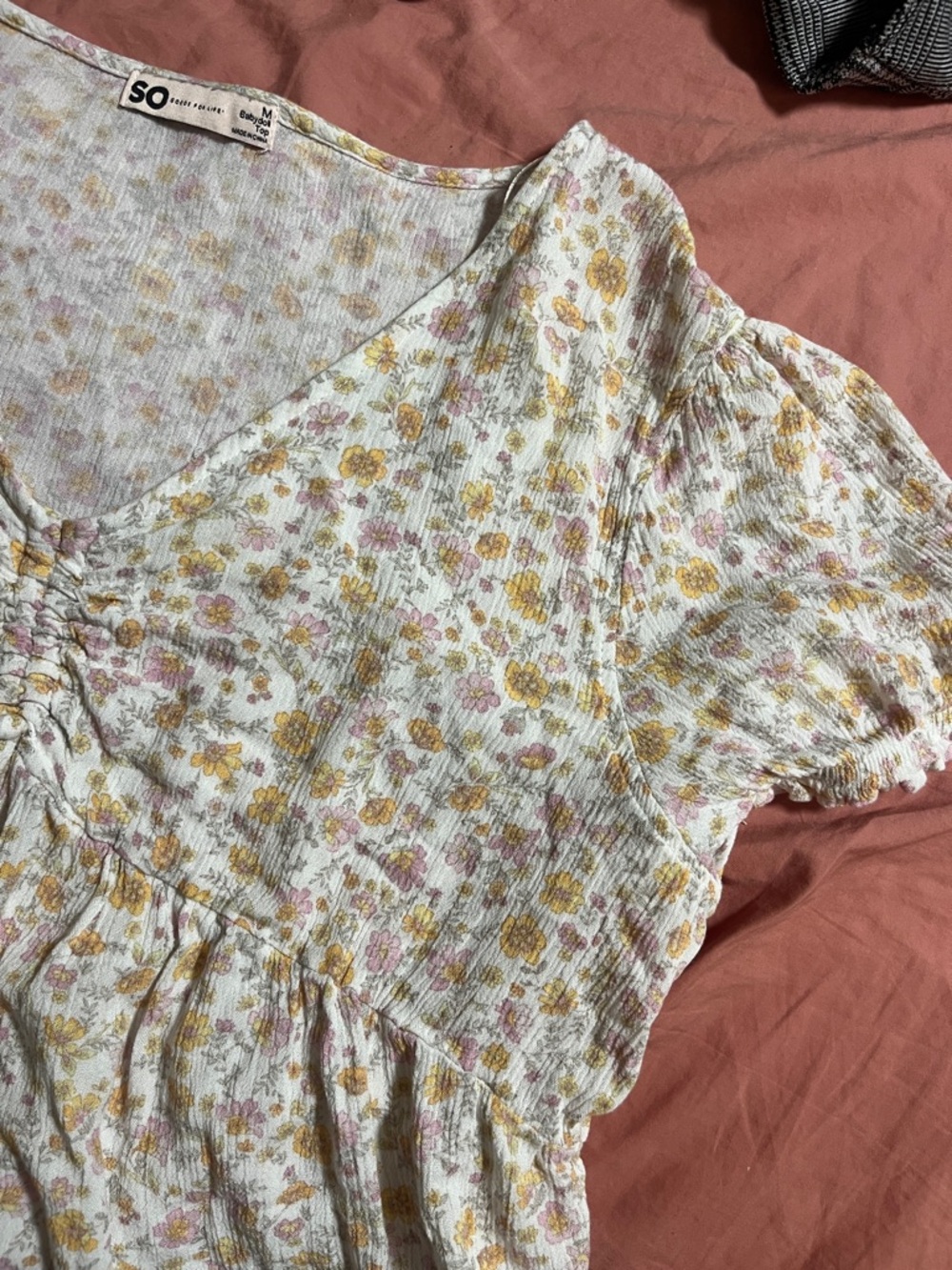 SO White Floral Puff-Sleeve Blouse with Yellow & Pink Blooms